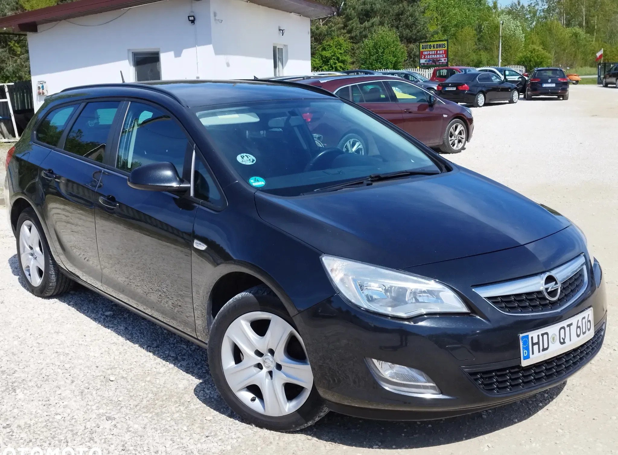 opel Opel Astra cena 19900 przebieg: 185000, rok produkcji 2011 z Nałęczów